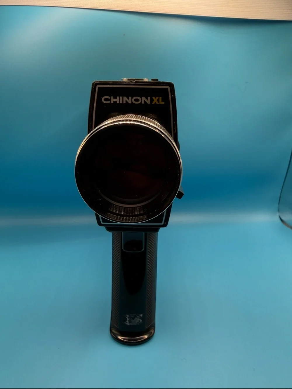 Vintage Chinon 723 XL Power Zoom Super 8 Movie Camera Pistol Grip